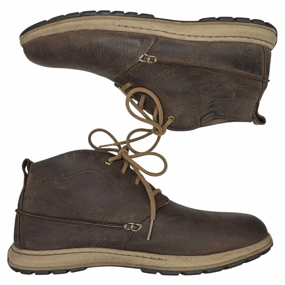 Columbia Men's Dark Brown Chukka Boots